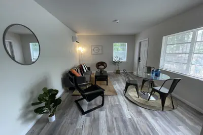 Photo 5 - Fully equipped Apt w/ parking great location