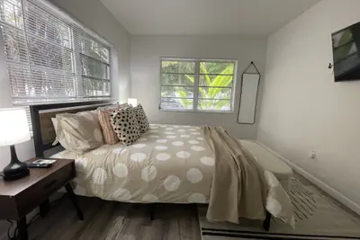 Photo 4 - Fully equipped Apt w/ parking great location