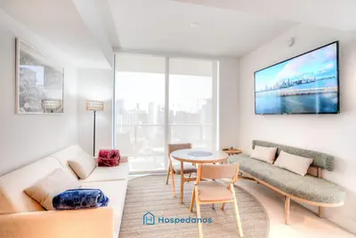 Photo 4 - New Luxury Condo in Downtown
