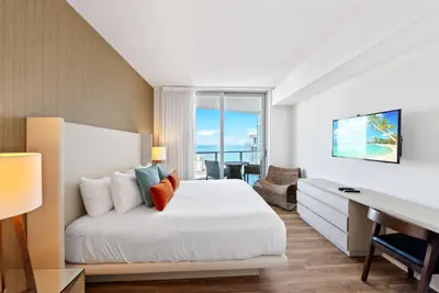 Photo 5 - 2bedroom Lyfe resort Apartment over the beach