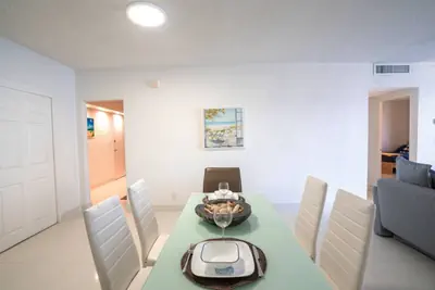 Photo 3 - Beautiful apartment by the beach | Sian Residences