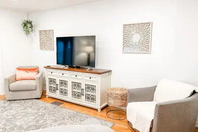 Photo 5 - Changes In Latitude Pet Friendly Retreat