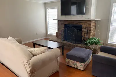 Photo 2 - Relaxing 3 bed  2 bath  Wifi by the Intercostal
