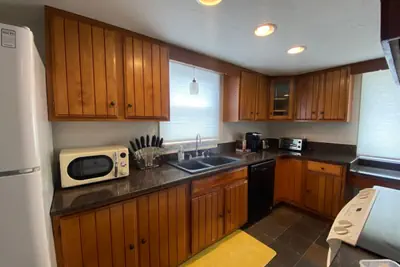 Photo 3 - Relaxing 3 bed  2 bath  Wifi by the Intercostal