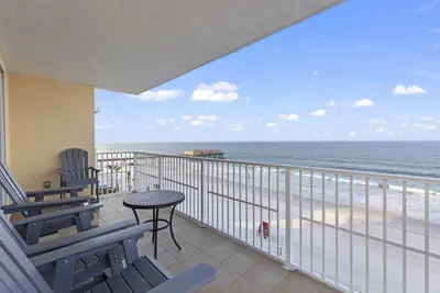 Photo 2 - Ocean Oasis Oceanfront Pool, Balcony & Hot Tub