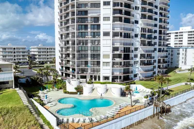 Photo 5 - Paradise on the Beach, Pool, Stunning Views