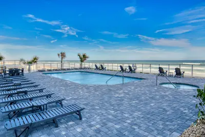 Photo 4 - Salty Oceanfront Luxury Condo | Pools & Hot Tubs