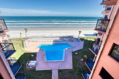 Photo 3 - Oceanfront | Heated Pool | Tennis Courts, Balcony