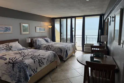 Photo 2 - Hawaiian Inn |Daytona Beach, Pools, Balcony, Beach