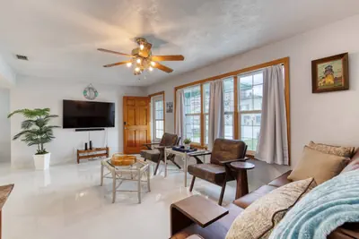 Photo 4 - Pet-Friendly Daytona Beach Home Near the Beach