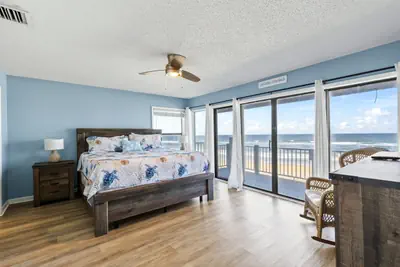 Photo 5 - The Tipsy Turtle Direct Oceanfront