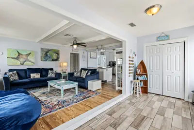 Photo 5 - Three Oars Beach Surf Shack Pool, OceanView, Game Room