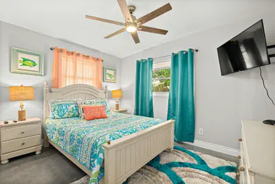 Photo 5 - Daytona's Only Container Pool, Fire Pit, Pet-Friendly, Walk to Beach