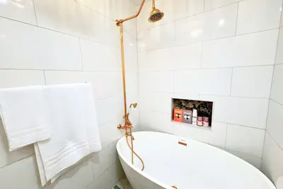 Photo 5 - Renovated 3BR | 4 Private Baths | 1-Min to Beach