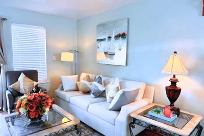 Photo 2 - Sleeps 10 | 4 En-Suite Baths | 1 Min Walk to Beach