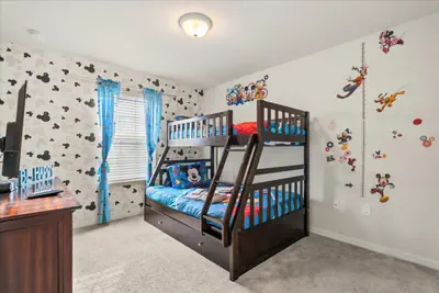 Photo 5 - Modern 5BR Oasis Windsor at Westside: Private Pool & BBQ