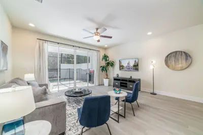 Photo 5 - Vista Park Retreat: 3BR/3BA - Private Pool & Every Room a Suite