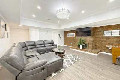 Photo 2 - New 5BR Beach Villa | Steps to Gulf | 12 Guests