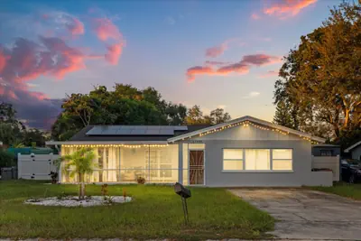 Photo 3 - 4BR Pool Villa | Family Groups | Near Gulf Beach