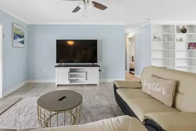 Photo 3 - Private Pool Villa | 3BR | Sleeps 7 | Central CW