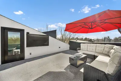 Photo 3 - Charlotte Retreat: Rooftop Views & Pool/Outdoor Kitchen