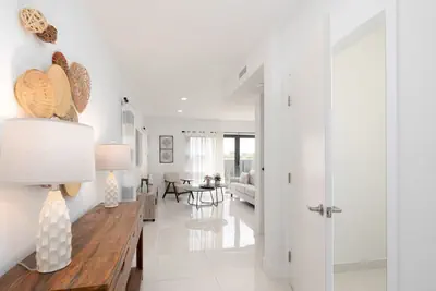 Photo 3 - NEW Luxury 5BR Villa - Casa Palmera