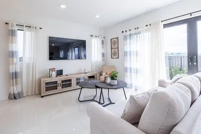 Photo 2 - Casa Palmera - Luxury 4 BR - Best Home for groups