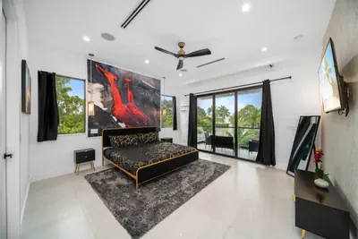Photo 4 - Las Olas Elements Luxury w Pool & Spa Near Beach!