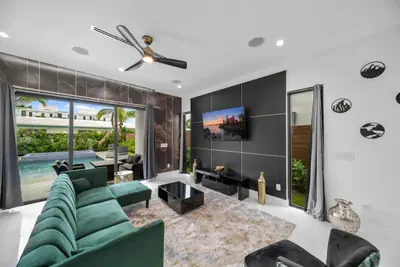 Photo 3 - Las Olas Elements Home with Pool and Spa Near the Beach
