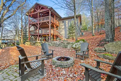 Photo 4 - Views, Hot Tub, Pet Friendly, Firepit, Decks