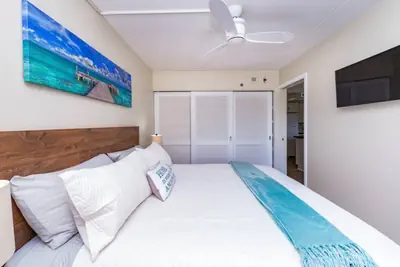 Photo 3 - 1201 · Ilikai Collection # 6.Luxury & beachfront location