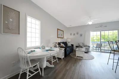 Photo 4 - Sea Trail 2 Bd/2 Bath with pool and close to beach