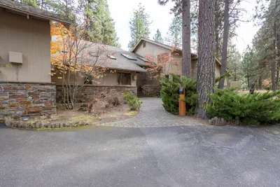 Photo 4 - Rockrose in Black Butte Ranch- Perfect multifamily get away!
