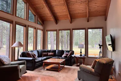Photo 2 - Black Butte Ranch "Trip House" On the Golf Course