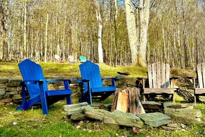 Photo 3 - Private Cabin Retreat on 10 Acres!
