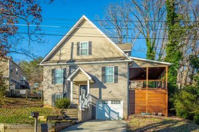 Photo 2 - Downtown Chatt | Sleeps 17 | Game Room +Huge Deck