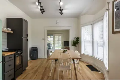 Photo 4 - 48) 3 Bedrooms | Cozy porch | Peaceful