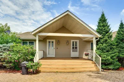 Photo 4 - 519C) On the lake | Hot Tub | Pool Table | 10 Beds