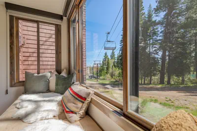 Photo 2 - VIP Ski-In/Ski-Out Condo in the Northstar Resort (ride to gondola in seconds)