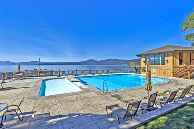 Photo 2 - VIP lakefront condo in Brockway Springs Resort
