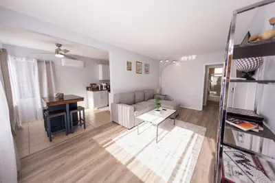 Photo 2 - SLEEK 1BR FULLY RENOVATED 2023 in NOHO ARTS DISTRICT p45