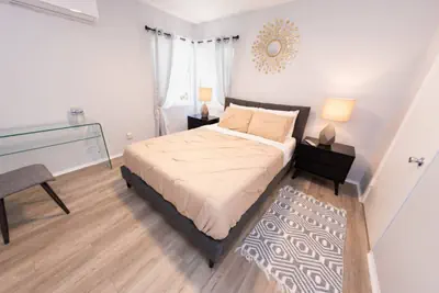 Photo 4 - SLEEK 1BR FULLY RENOVATED 2023 in NOHO ARTS DISTRICT p45