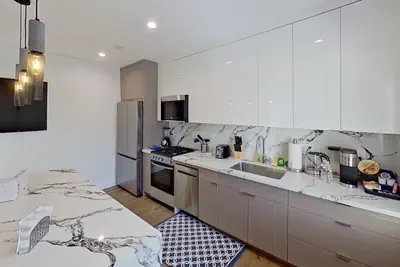 Photo 3 - MODERN 1BR in TOLUCA LAKE FULLY RENOVATED/REMODELED IN 2023 w/ EV CHARGER (p69)