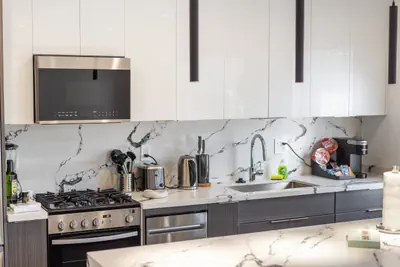 Photo 5 - TOLUCA LAKE MODERN 1BR: FULLY RENOVATED/REMODELED in 2023 w/ EV-CHARGER (p70)