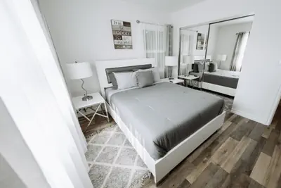 Photo 4 - ELEGANT, WELL-APPOINTED 3-BEDROOM HOME WITH PRIVATE HOT TUB BUILT IN 2020  (p26)
