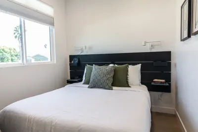 Photo 5 - Scandinavian-Style 1BR Apartment BUILT 2024 (p83)