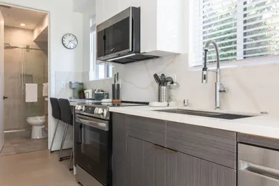 Photo 2 - Scandinavian-Style 1BR Apartment BUILT 2024 (p81)