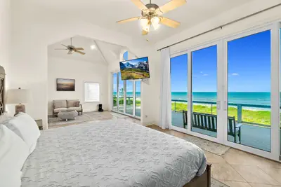 Photo 4 - Oceanfront 4BR | Private Beach | Ocean Deck