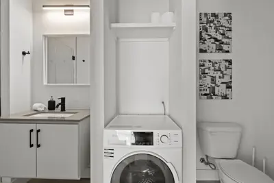 Photo 4 - Your Monthly Home in Columbus | Cozy 30-Night Stay