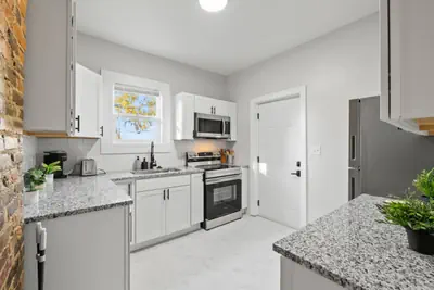 Photo 2 - Near Downtown • Free Parking • High-Speed WiFi